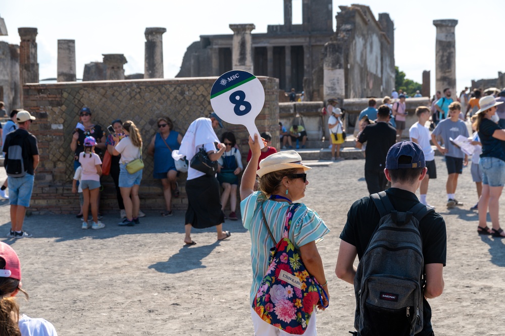 Tour guides through Pompeii